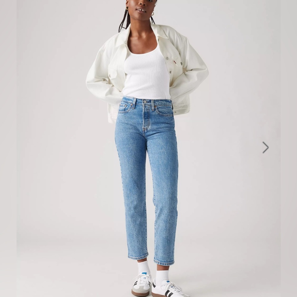 Levi's Women's Straight Leg Jeans - Light Blue
